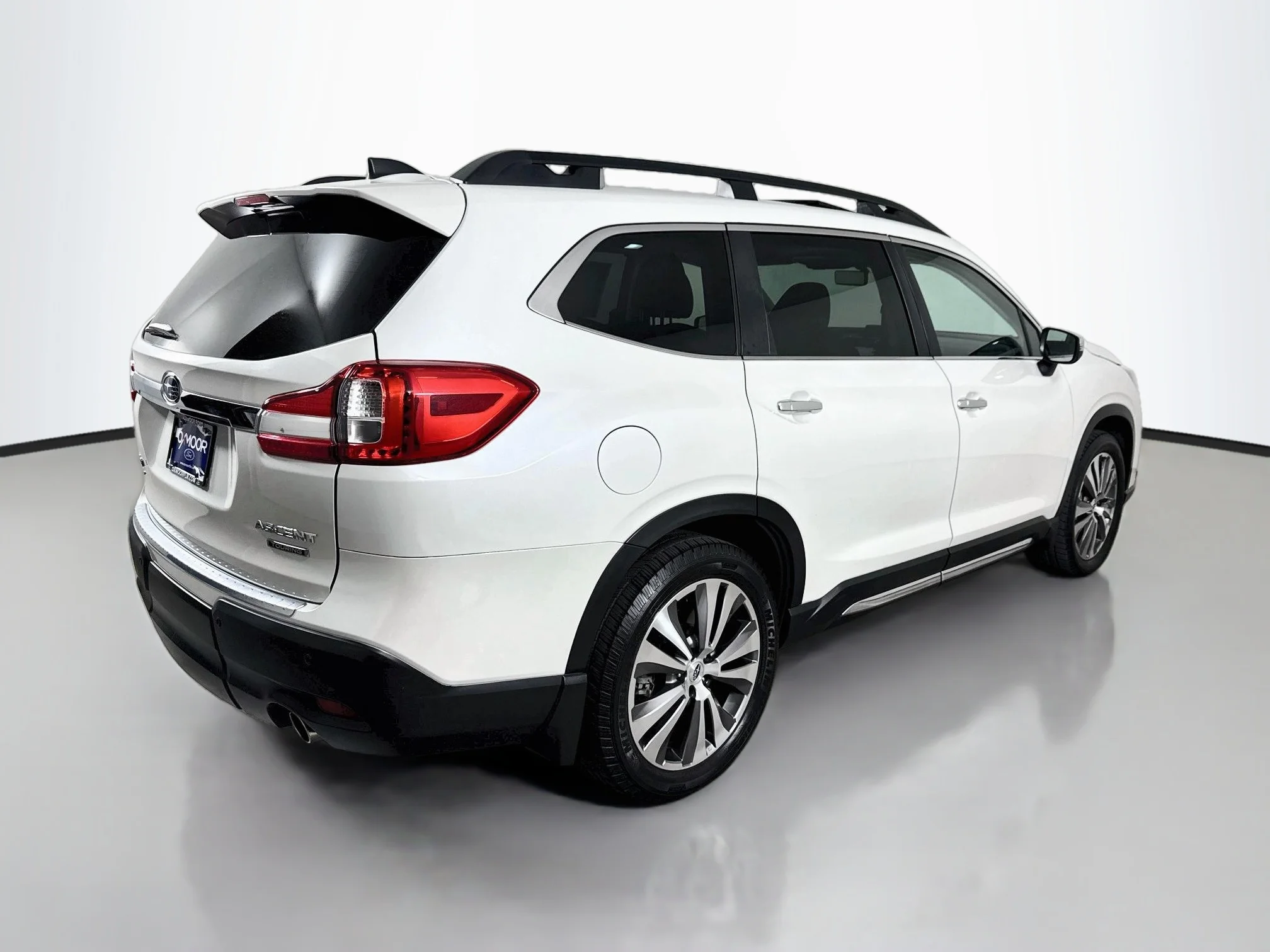Used 2021 Crystal White Pearl Subaru Touring image 12