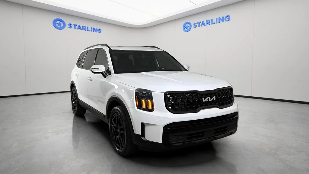 Used 2024 White Kia EX X-Line image 14