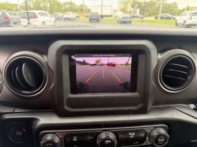 Used 2022 Black Jeep Willys image 10