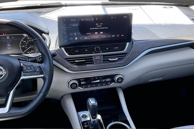 2023 Nissan Altima SL - Photo 6