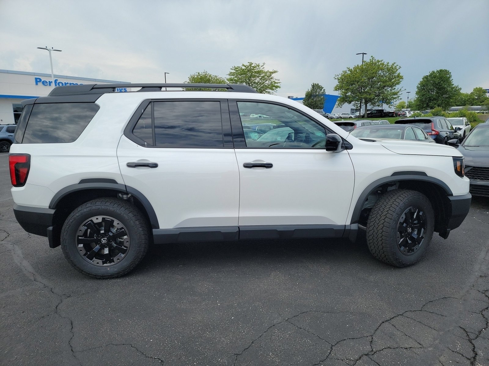 New 2026 Platinum White Pearl Honda TrailSport Elite image 29