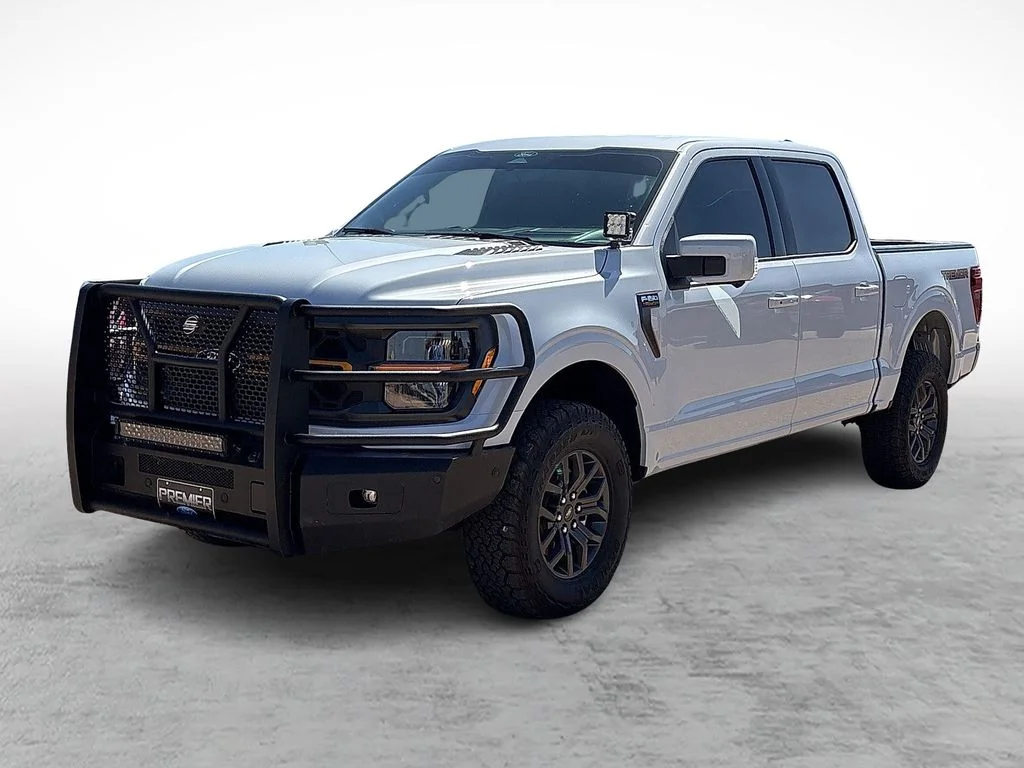 Used 2025 White Ford Tremor image 5