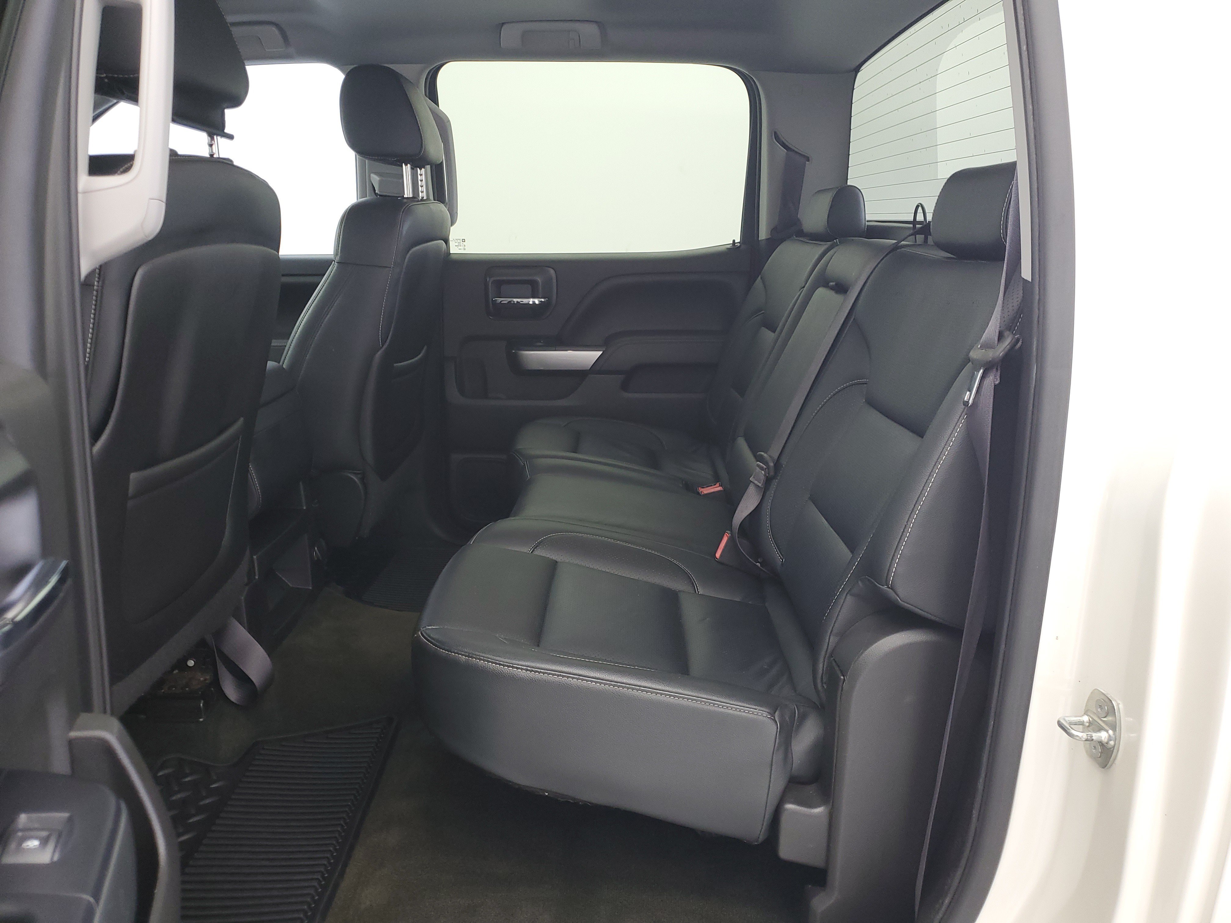Used 2015 White Diamond Pearl Chevrolet LT image 13