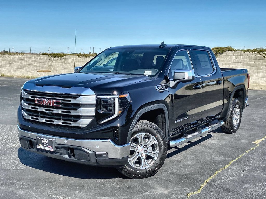 2026 GMC Sierra 1500 SLE - Photo 10