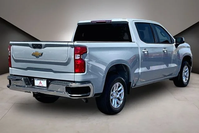Used 2024 White Chevrolet LT image 6