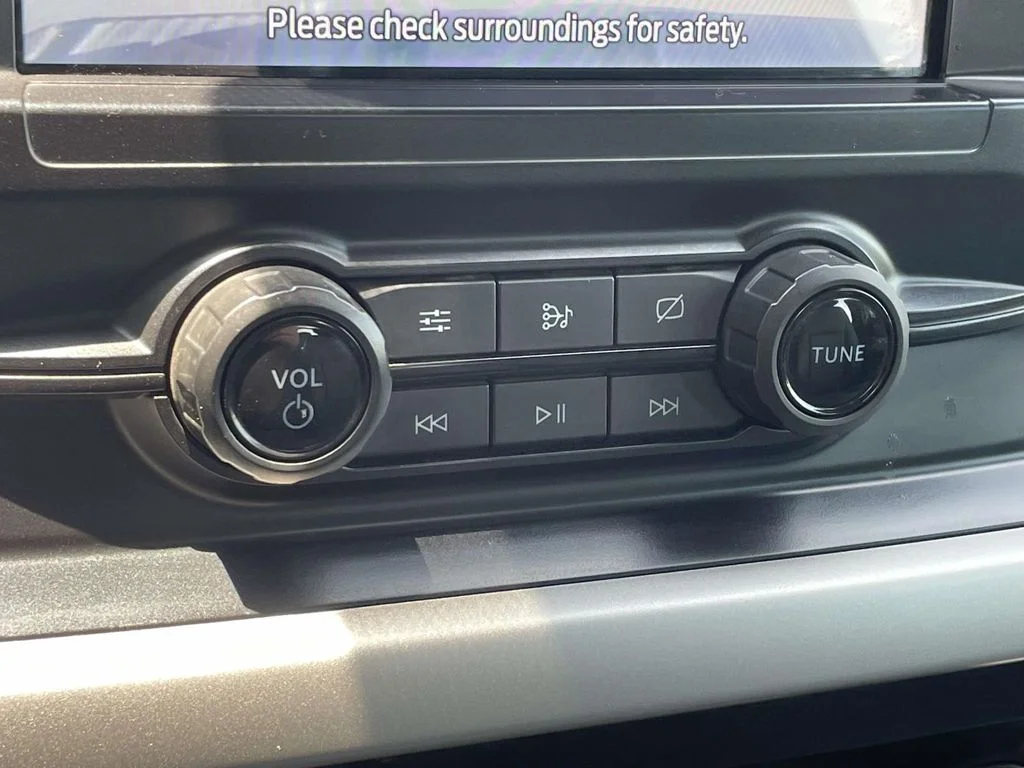 Used 2021 White Ford XL image 27