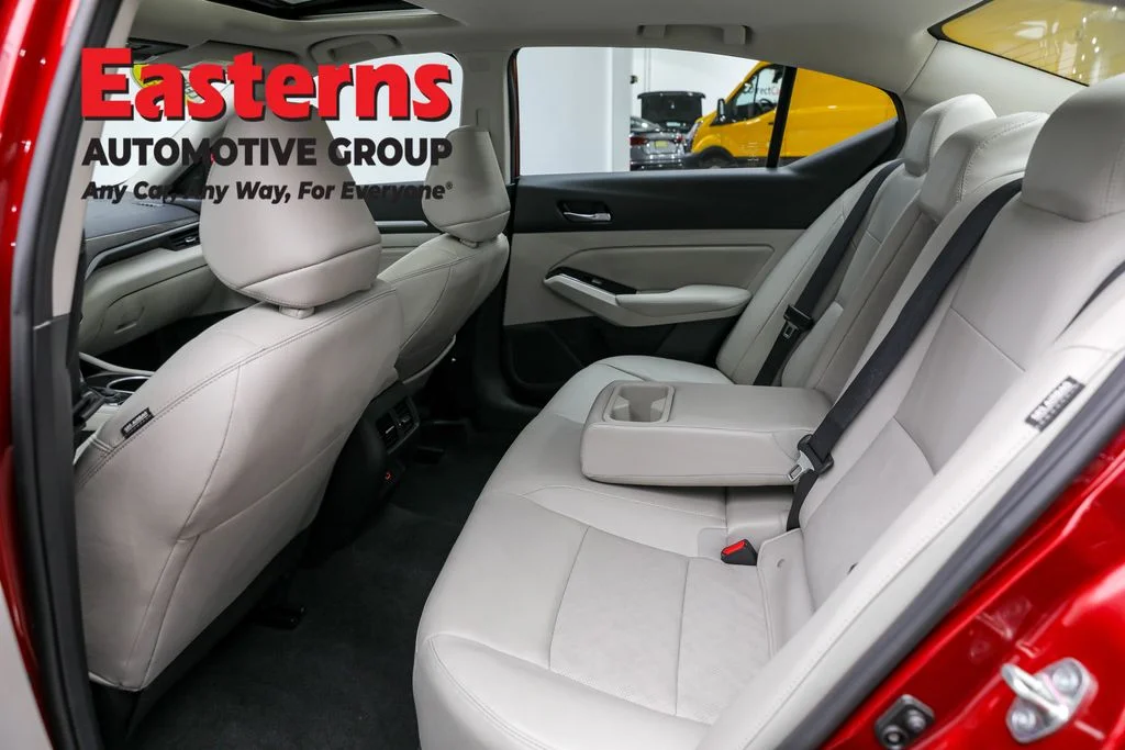 Used 2023 Red Nissan 2.5 SL image 21