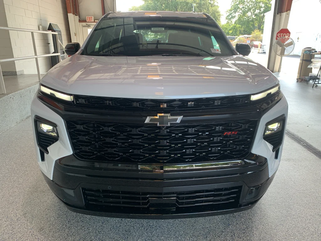2026 Chevrolet Traverse RS - Photo 2