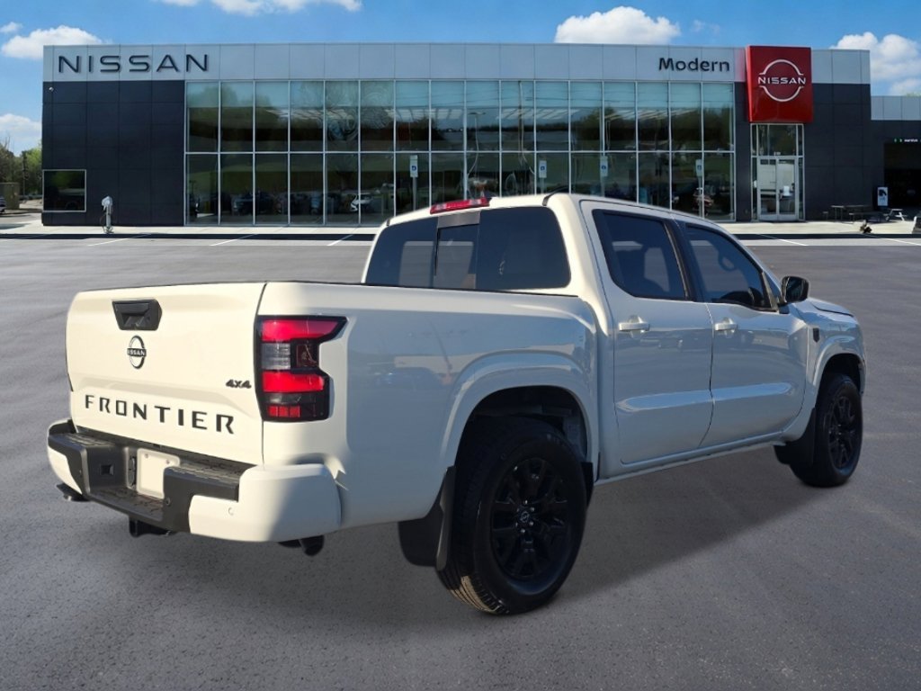 New 2026 Glacier White Nissan SV image 5