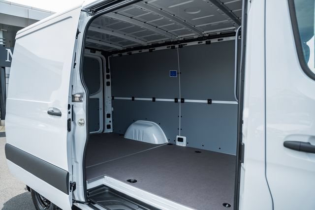 New 2026 Arctic White Mercedes-Benz Cargo 144 WB image 71