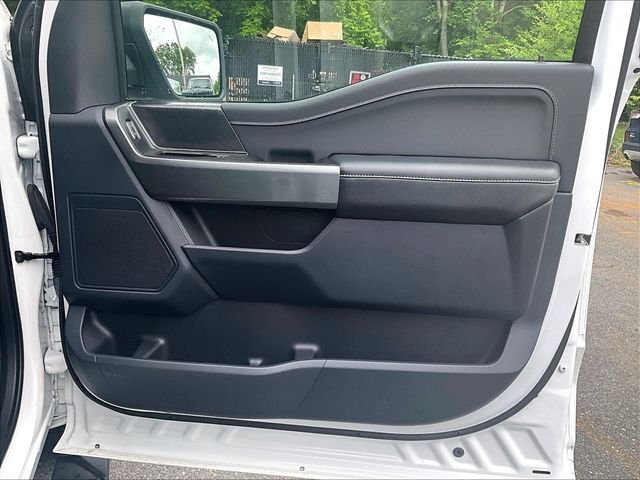 Used 2022 White Ford XLT image 19