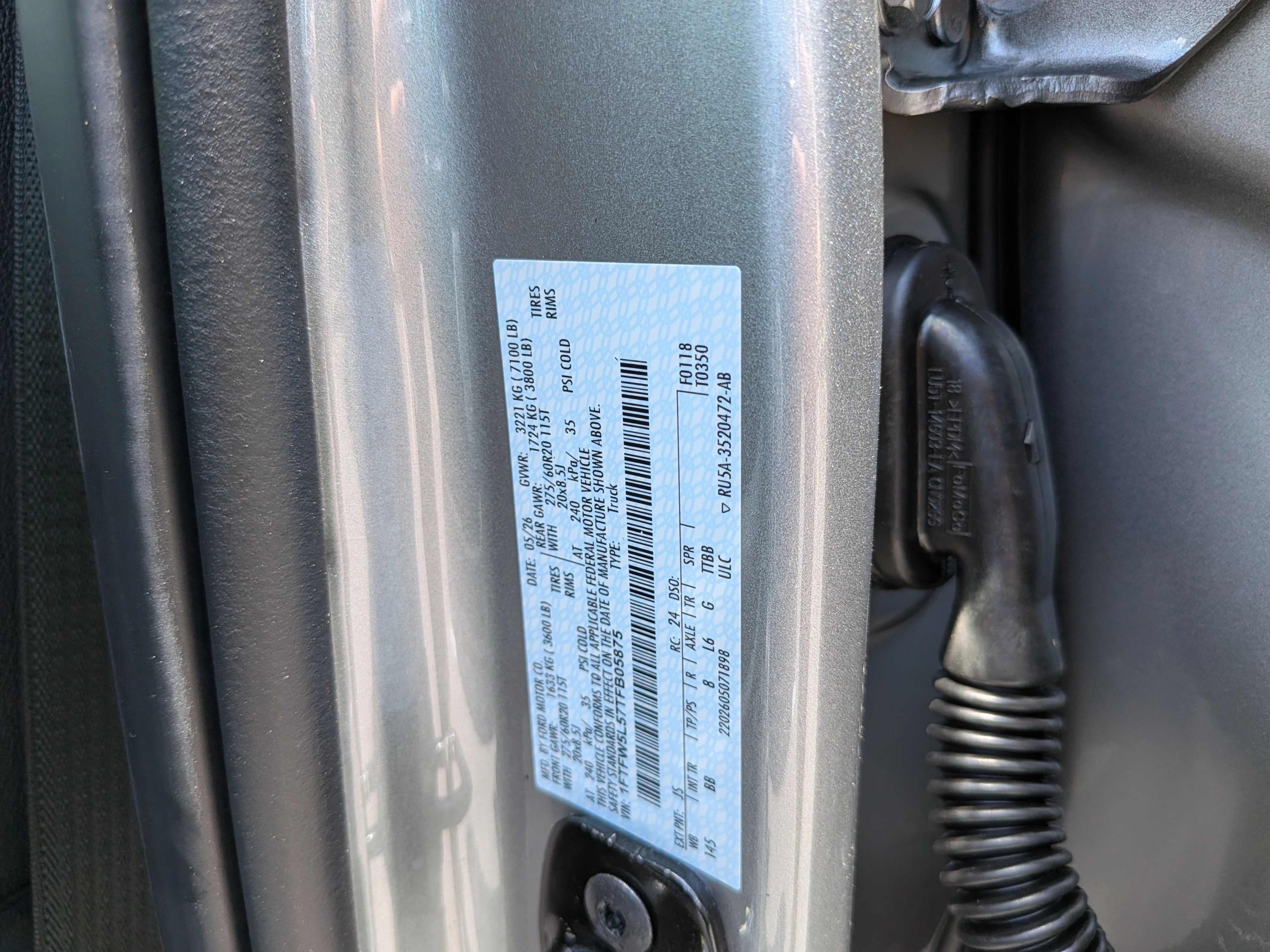 New 2026 Iconic Silver Metallic Ford Lariat image 37