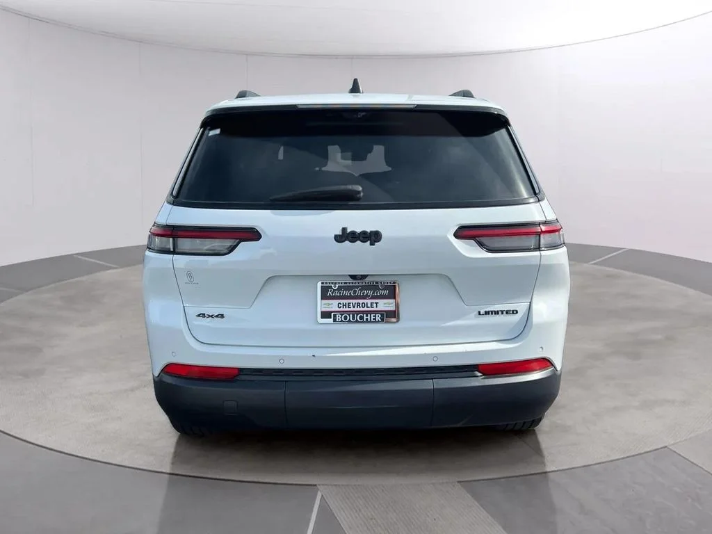 Used 2024 Bright White Clearcoat Jeep Limited image 6