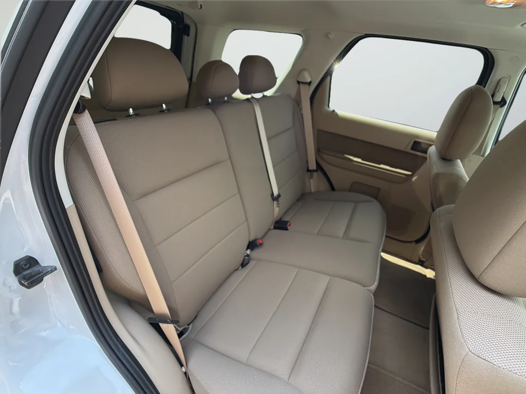 Used 2009 White Ford XLT image 27