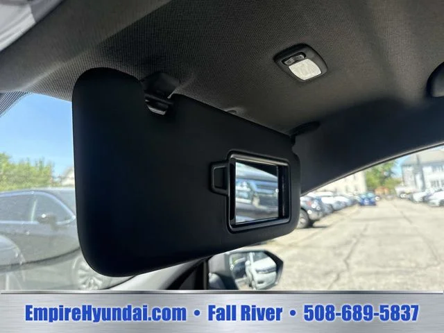 Used 2023  Hyundai SEL image 24