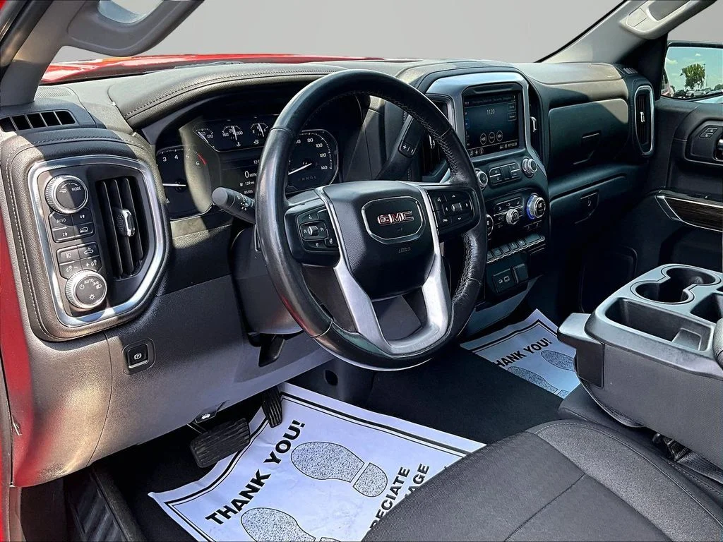 Used 2021 Red GMC Elevation image 13