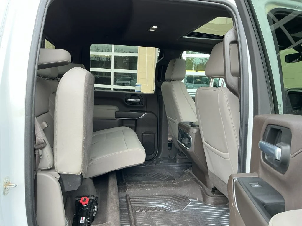 Used 2022 SUMMIT WHITE Chevrolet LTZ image 33