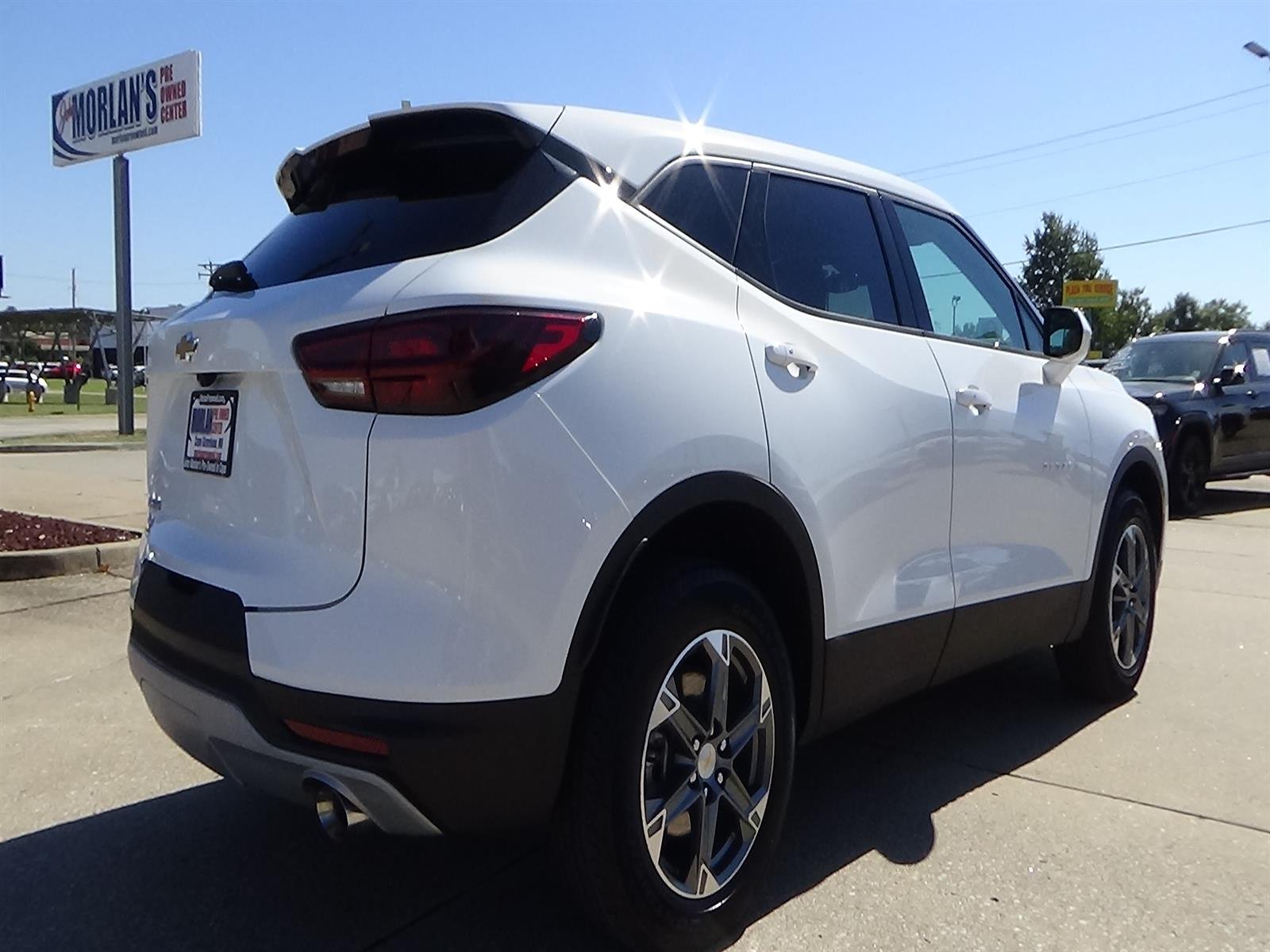 Used 2025 Summit White (gaz) Chevrolet LT image 6