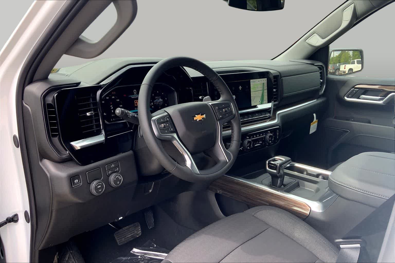 2026 Chevrolet Silverado 1500 LT - Photo 9