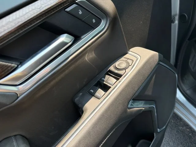 New 2026 Sterling Gray Metallic Chevrolet LT (2FL) image 17