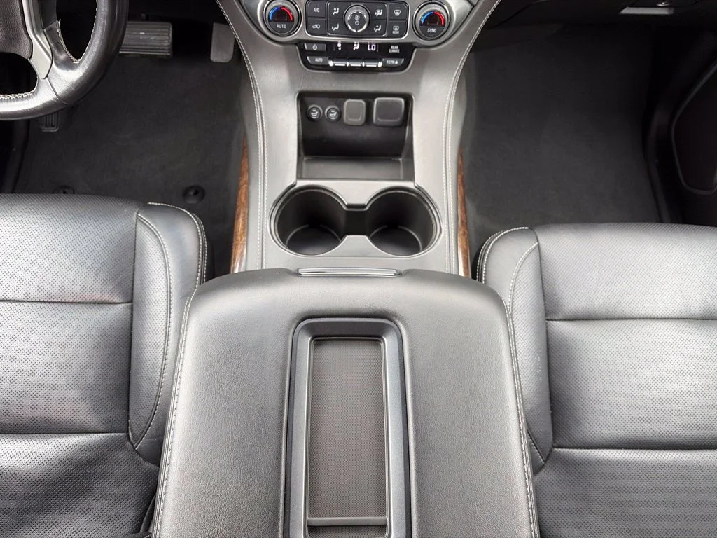 Used 2019 Black Chevrolet LS image 21