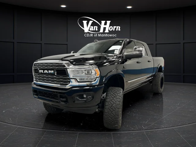 Used 2023 Diamond Black Ram Limited image 3