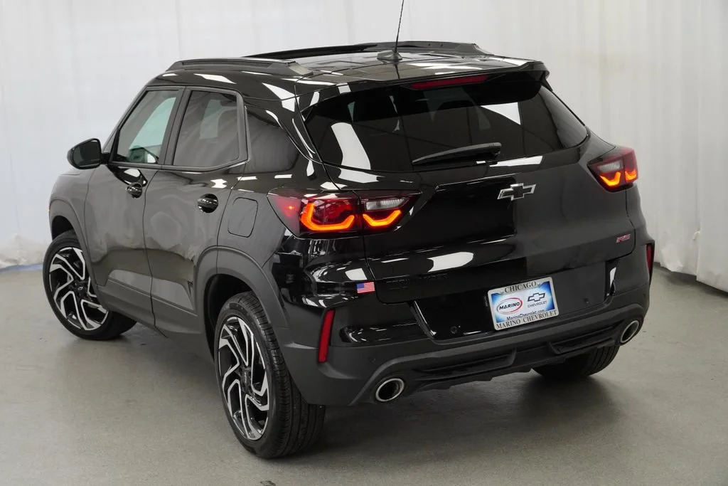 New 2026 Mosaic Black Metallic Chevrolet RS image 36