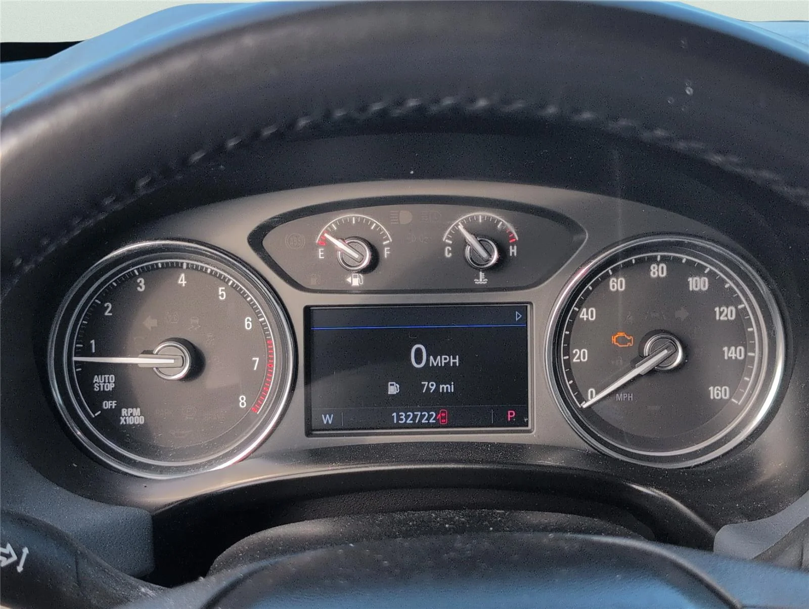 Used 2020 Summit White Buick Essence image 24