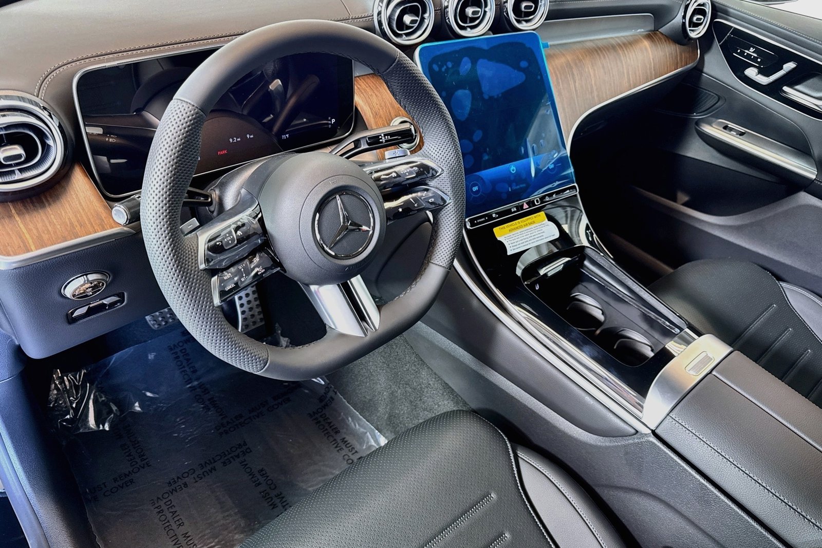 New 2027 Black Mercedes-Benz GLC 300 image 9