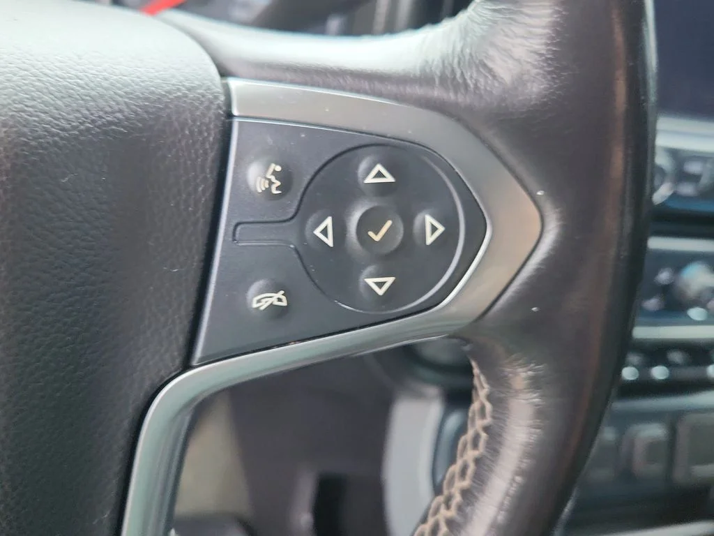 Used 2018 Silver Chevrolet LTZ image 23