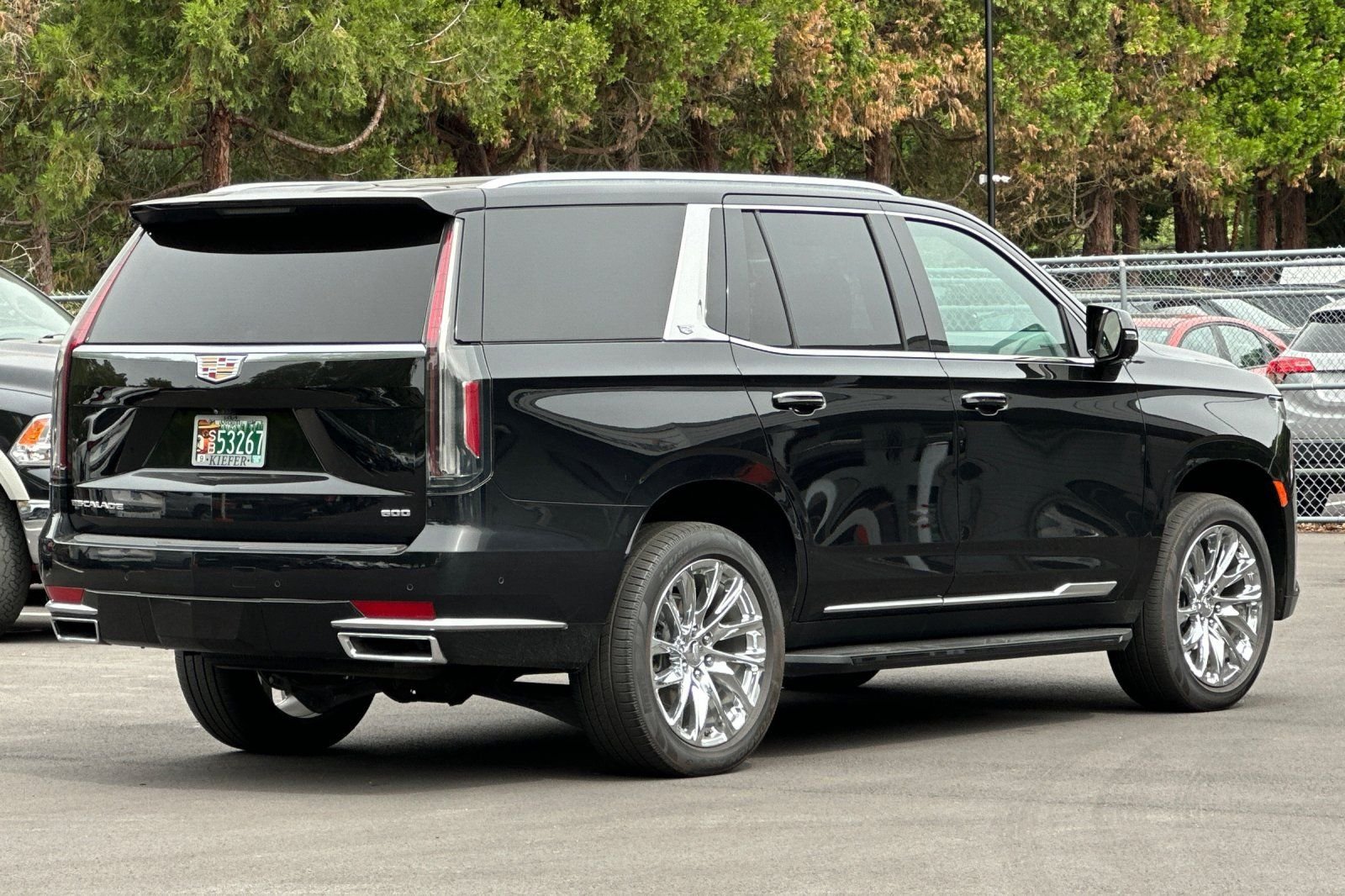 Used 2023 Black Cadillac Premium Luxury Platinum image 4