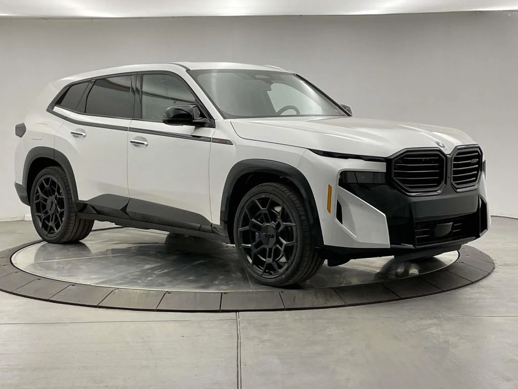 2026 BMW XM Base - Photo 7