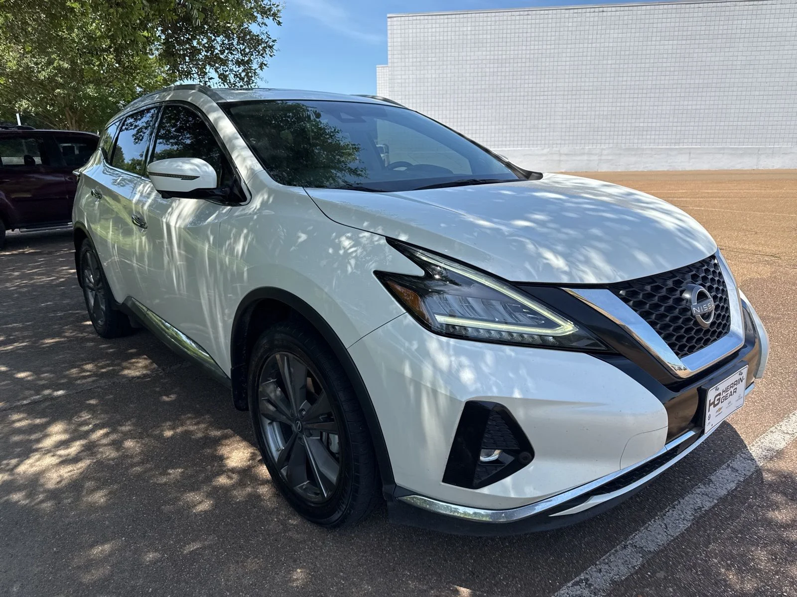 2023 Nissan Murano Platinum FWD's photo