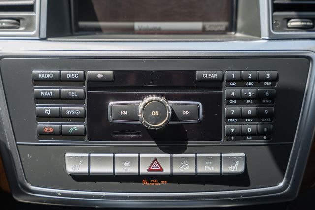 Used 2013 Black Mercedes-Benz ML 350 image 25