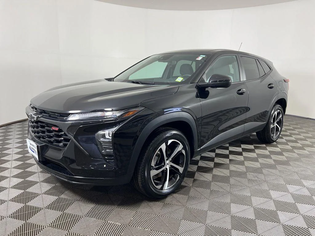Used 2024 Black Metallic Chevrolet 1RS image 28