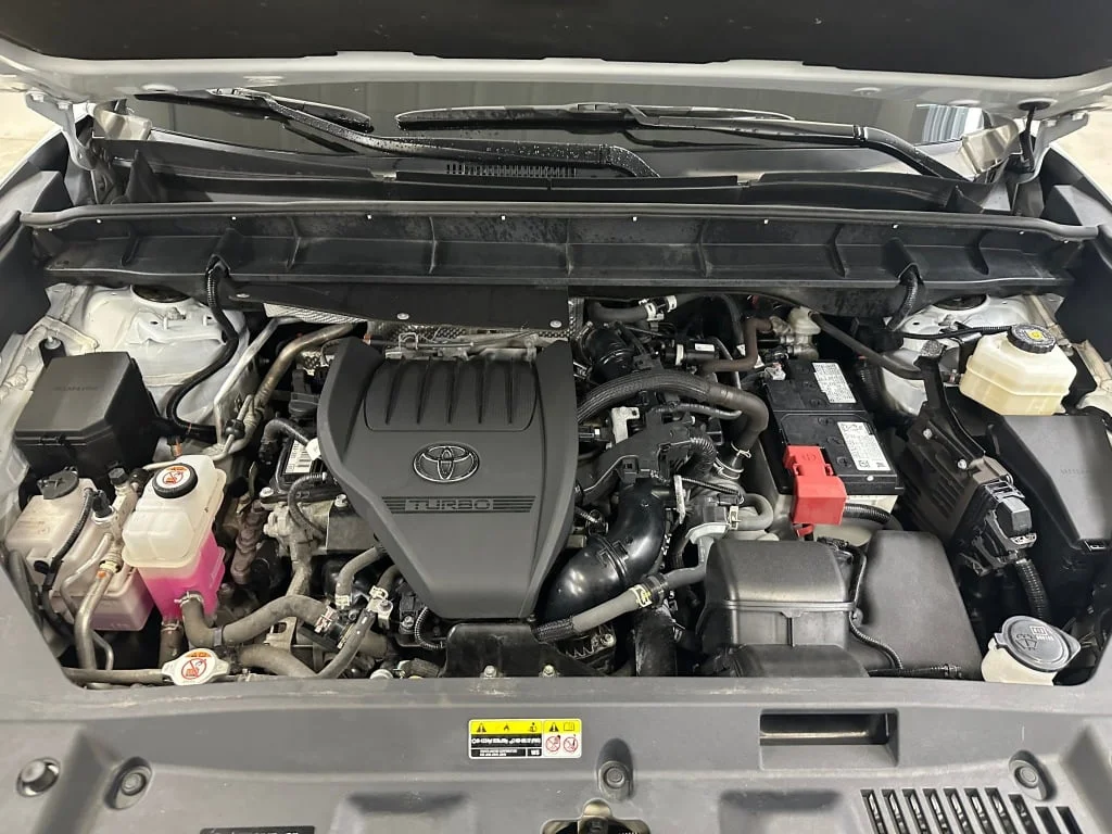 Used 2023 Wind Chill Pearl Toyota L image 35