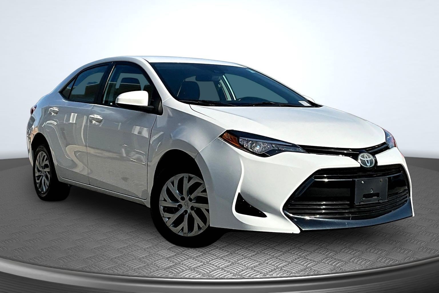 Used 2017 White Toyota LE image 2