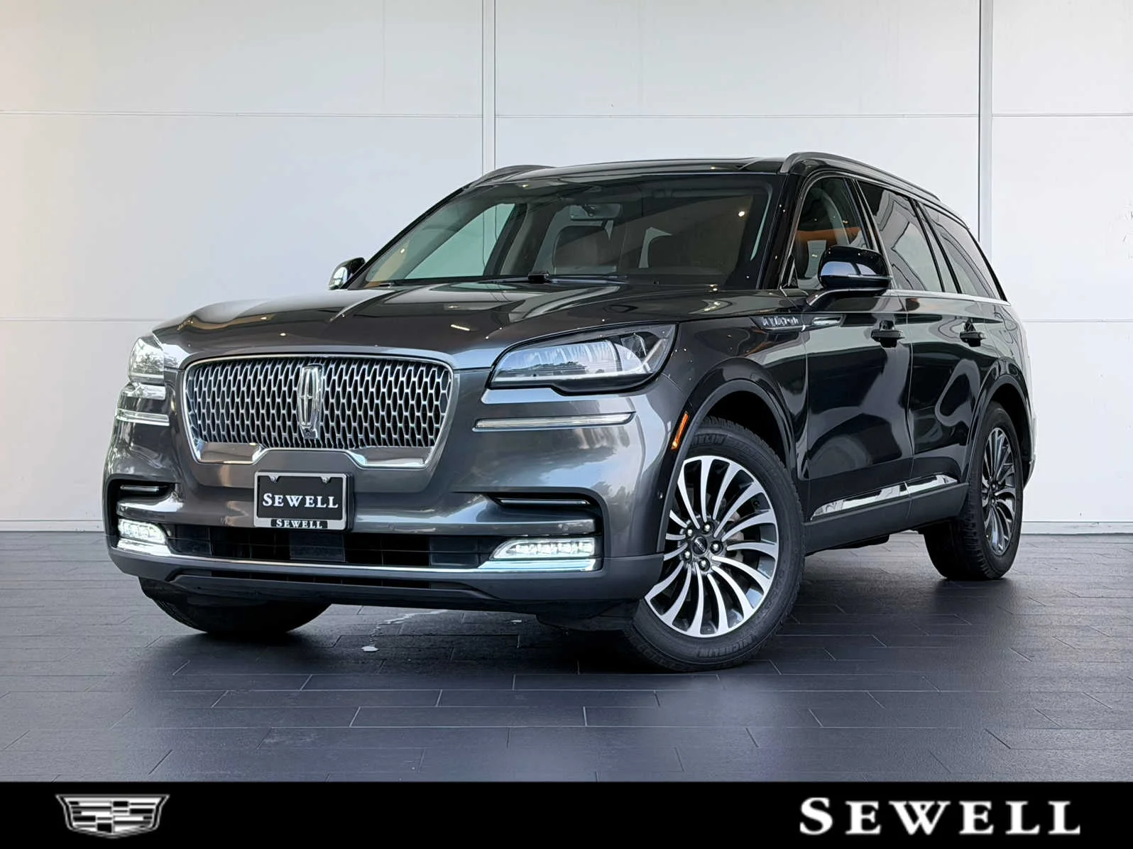 2020 Lincoln Aviator Reserve AWD's photo