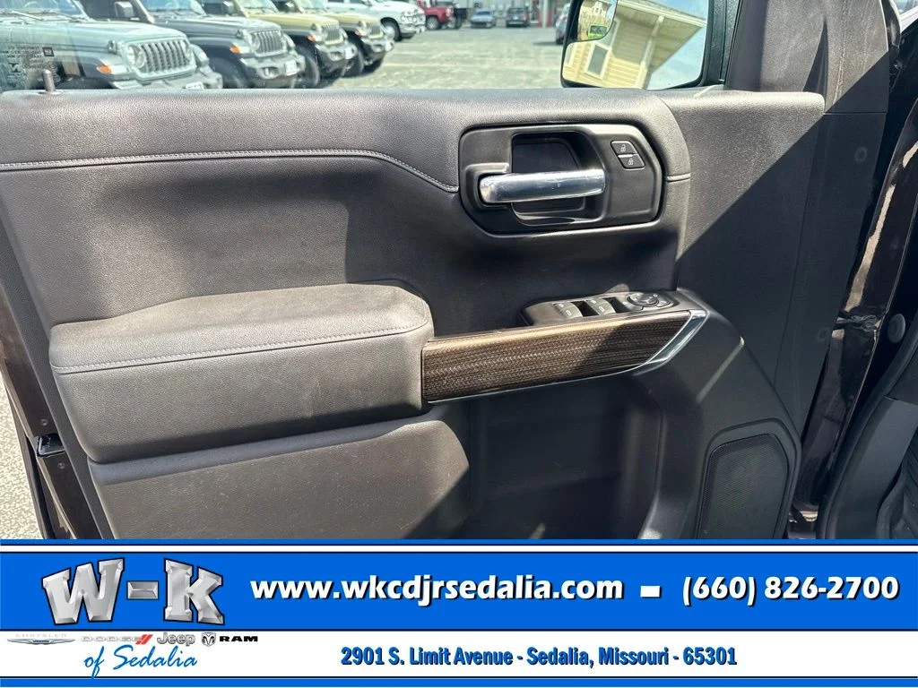 Used 2020 Brown Chevrolet LT image 18