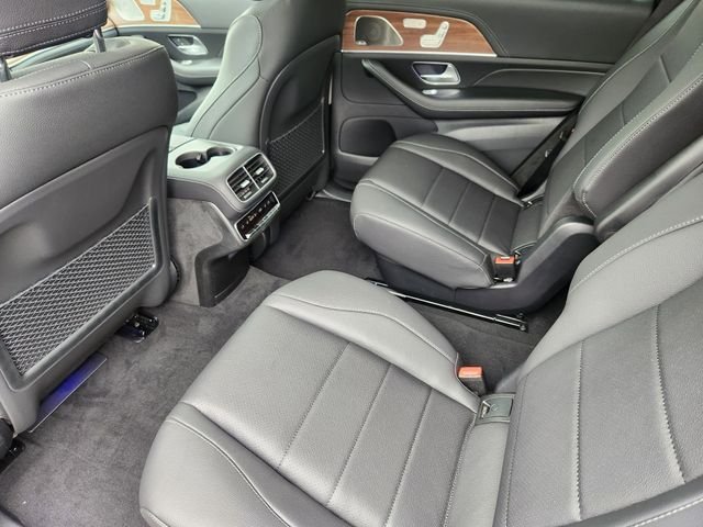 New 2026 Selenite Grey Metallic Mercedes-Benz GLS 450 image 12