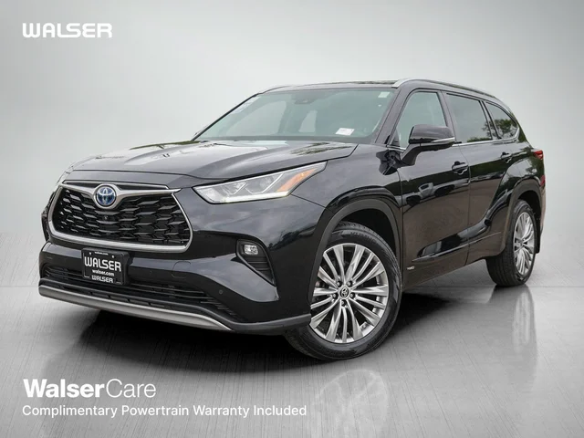 2023 Toyota Highlander Hybrid Platinum