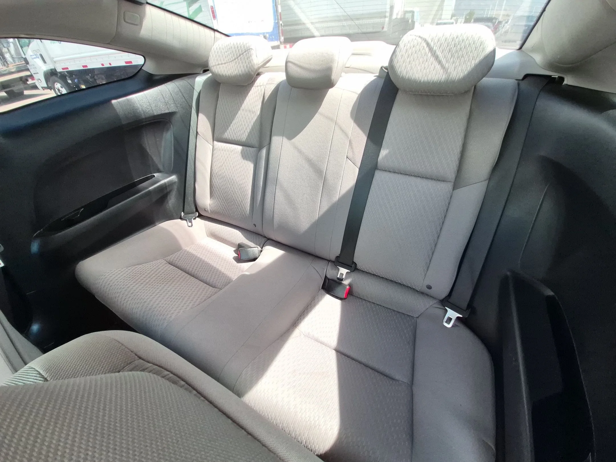 Used 2014 Modern Steel Metallic Honda EX image 27