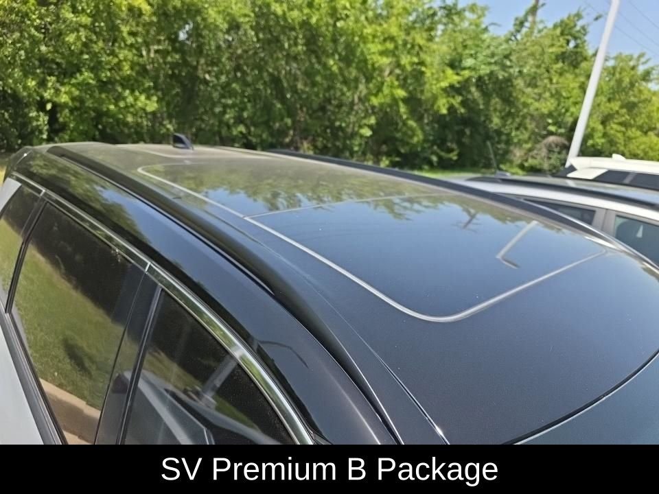 Used 2023 Gray Nissan SV image 8