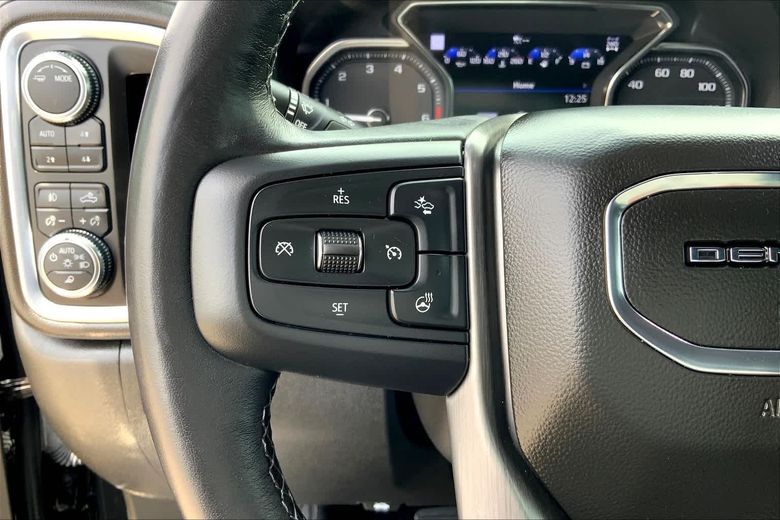 Used 2022 Onyx Black GMC Denali image 24