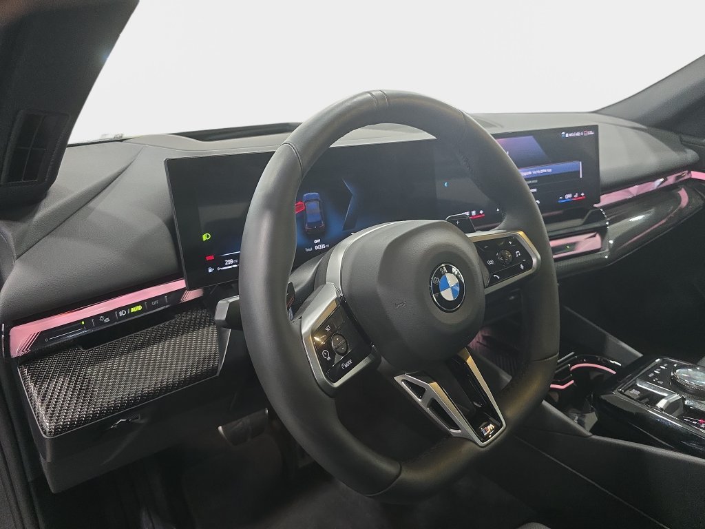 Used 2027 Carbon Black Metallic BMW 530i image 22