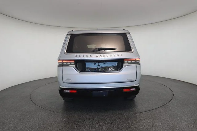 Used 2023 Silver Jeep Series III image 14