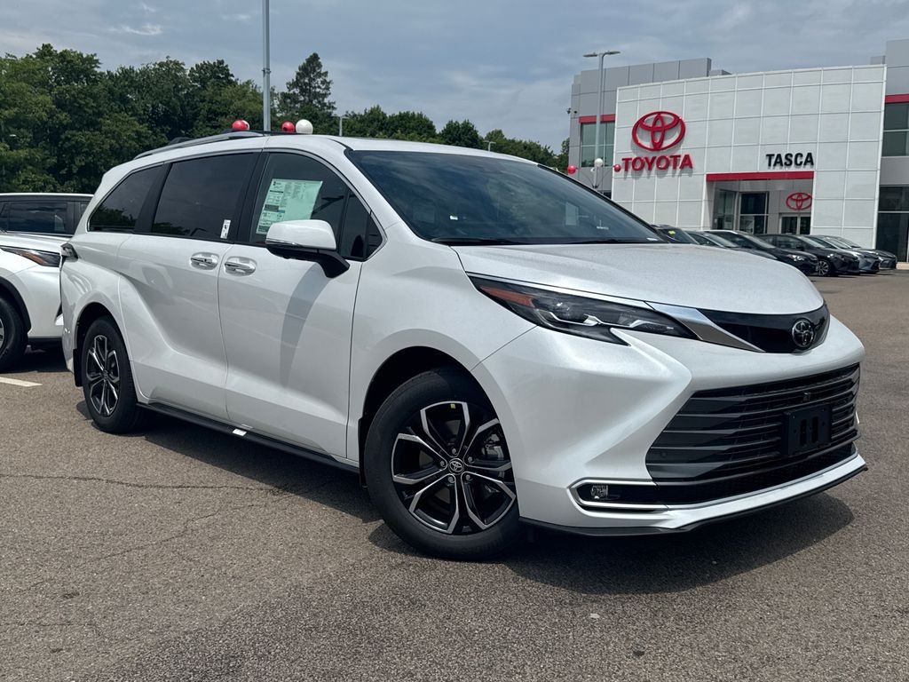 New 2026 Wind Chill Pearl Toyota Platinum image 1