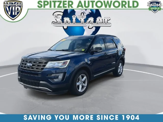 Used 2017 Blue Ford XLT image 8
