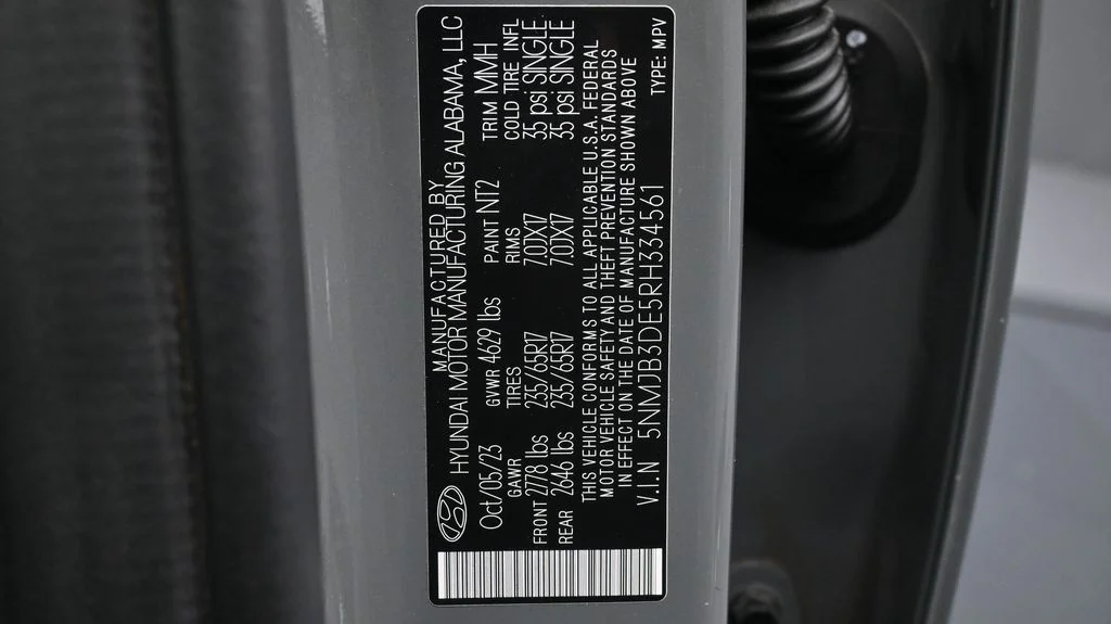 Used 2024 Gray Hyundai SEL image 23
