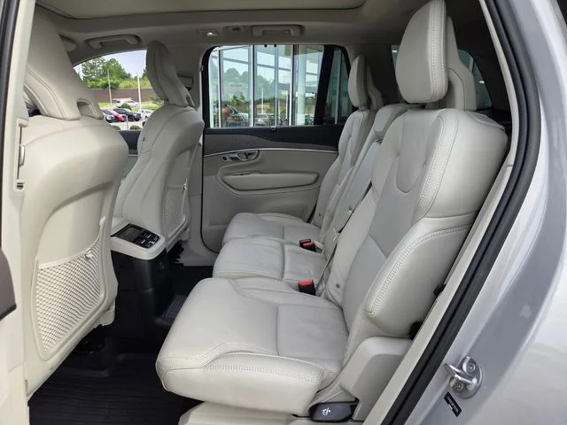 Used 2023 Silver Volvo Ultimate image 14
